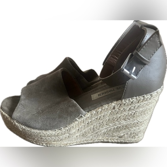 Steve Madden Jaylen Gray Leather Wedge Sandals Women’s size 9M. - Picture 1 of 12